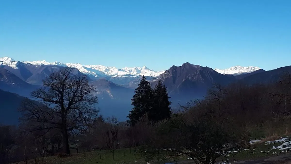 Ca Del Lago Sulzano 0*,